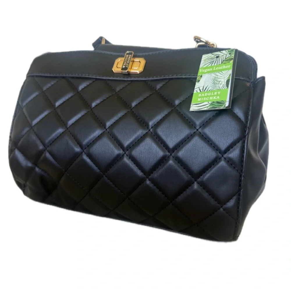NWT Badgley Mischka Black Vegan Leather Quilted Bag - Picture 2 of 6